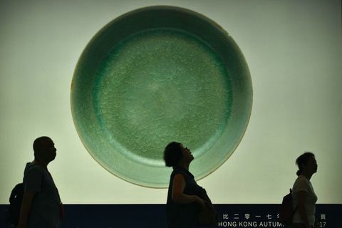 Rumah Lelang Sotherby - mangkuk pencuci sikat - porselen Cina