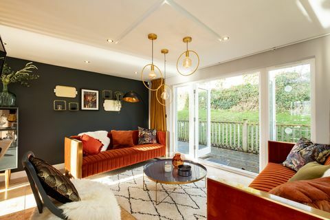 lyndsey ford's villa from bbc's interior design masters er til salgs