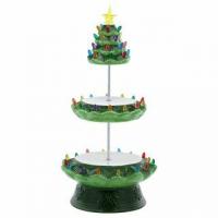 Diese klassischen Keramik-Weihnachtsbäume sind jetzt als Ständer für Weihnachtsleckereien erhältlich