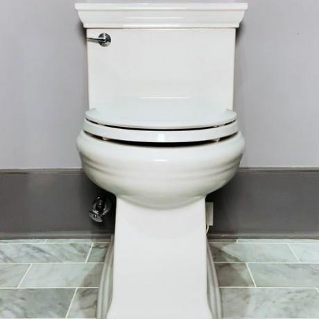 Sådan installeres et toilet med skørt