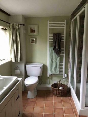 Pullinger - prenova kopalnice - Bury St Edmonds - prej