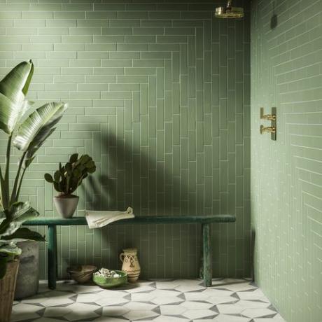 žalias vonios kambarys