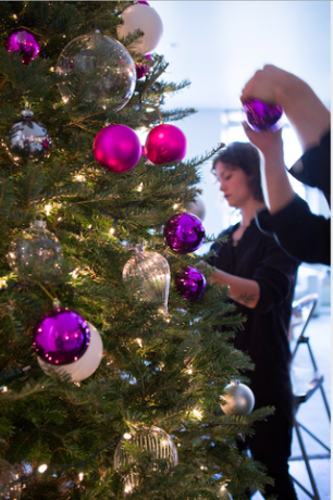Божићни украс, божићно дрвце, дрво, божић, божићна декорација, љубичаста, украс, дрвенаста биљка, празнични украс, смрча, 