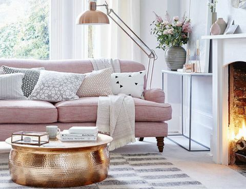 svetainė-dizainas-idėjos-sofa