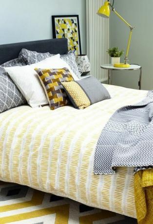 skaisti-guļamistabas-dzeltenas