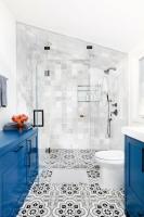 15 Ide Walk-In Shower untuk Meningkatkan Kamar Mandi Anda Secara Instan