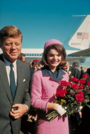 달라스의 JFK와 재키 케네디