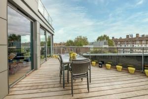 Tom Daley's voormalige flat in Londen te koop voor £ 1 miljoen