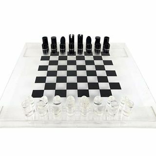 Jeu d'échecs en lucite