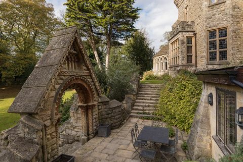 Grade I Listed Devizes Castle For Sale in Wiltshire -