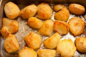 Jamie Oliver enthüllt die ungewöhnliche Zutat, die er zu Bratkartoffeln hinzufügt