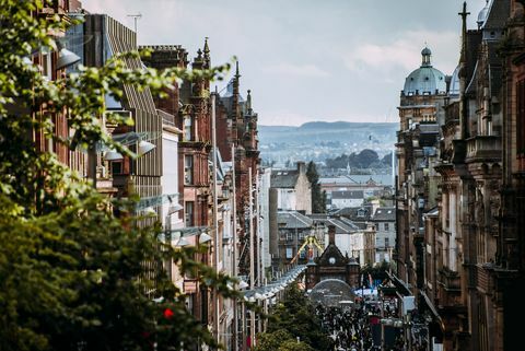Бьюкенен-стрит, одна из главных улиц Глазго, Шотландия.