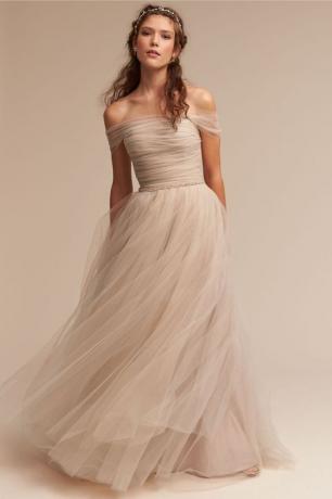 Сукня, Одяг, Модель, Весільна сукня, Плаття, Весільна сукня, Плече, Весільний одяг, Фотографія, Талія, 
