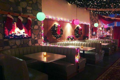 Donner＆Blitzen’s Reindeer Lounge