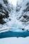 Queste foto di una cascata ghiacciata in Alaska sono assolutamente incantevoli