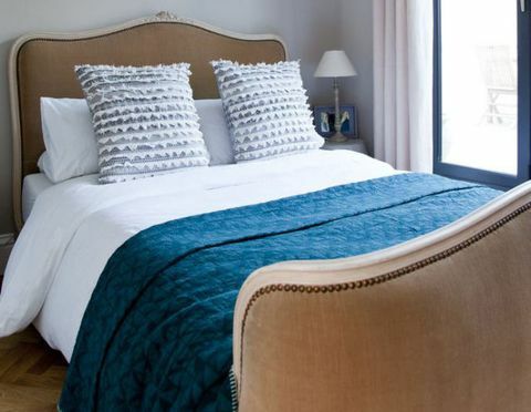 Modra, postelja, soba, notranje oblikovanje, posteljnina, lastnina, spalnica, arhitektura, tekstil, stena, 