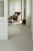 Vlněný nebo polypropylenový koberec? Klady a zápory přírodních vs člověkem vytvořených typů