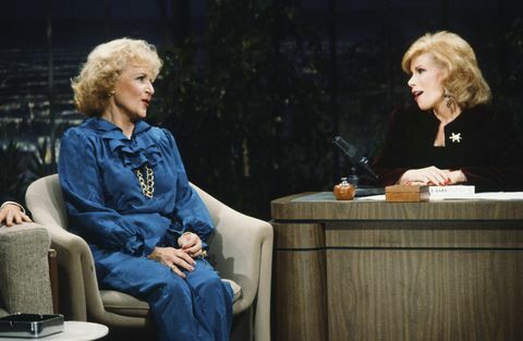 Betty White e Joan River nello show di stasera con Johnny Carson nella stagione 21