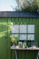 Βαφή κήπου: Επιλογή χρώματος για φράχτες, έπιπλα, τοίχους, υπόστεγα