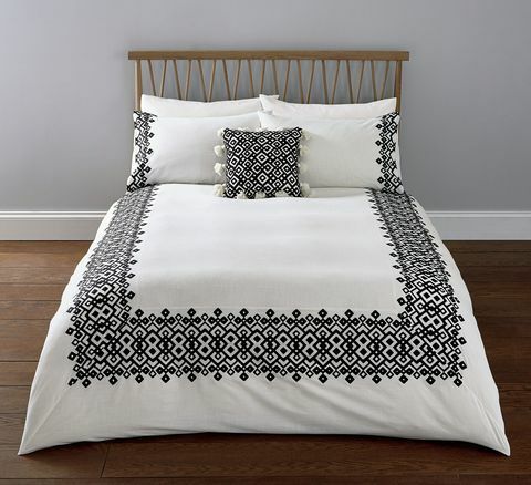 Conjunto de cama king-size com edredom geo bordado branco