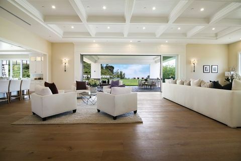 Interiérový dizajn, podlaha, izba, obývačka, podlaha, gauč, strop, nábytok, interiérový dizajn, stena, 