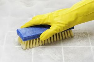Cómo limpiar lechada y azulejos como un profesional