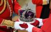 Kuningattaren pukeutuja paljastaa timanttipuhdistus temppun