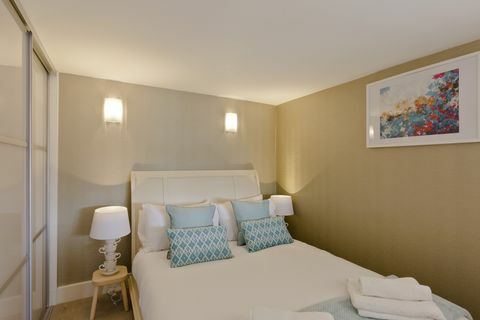 Apartemen studio Airbnb di Windsor dilayani oleh Lana
