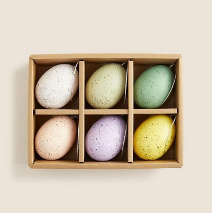 6 décorations d'œufs