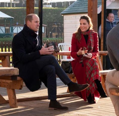 il duca e la duchessa di Cambridge visitano le comunità in tutto il Regno Unito