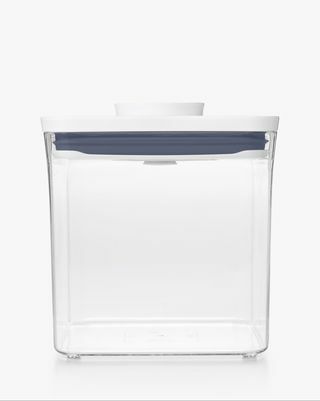 OXO POP Quadratischer großer Vorratsbehälter für die Küche, 2.6L, Klar