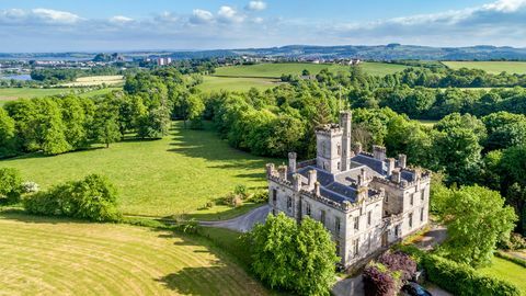 Castelo Dalmoak - Escócia - terreno - Savills