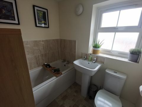 छवियों से पहले बाथरूम का नवीनीकरण