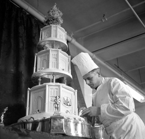 Краљевска свадбена торта