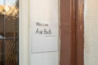 12 panneaux d'avertissement de location Airbnb
