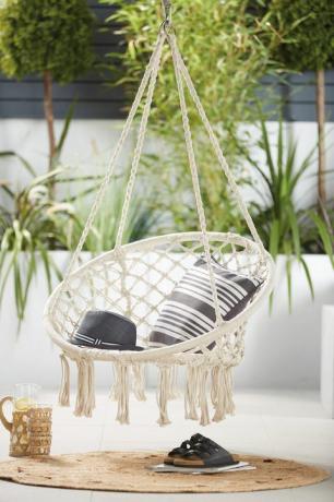 7 ειδικές αγορές aldi για τον κήπο σας αυτό το καλοκαίρι κρεμαστή καρέκλα σχοινιού
