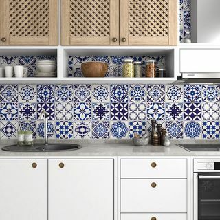 Azulejos de mosaico floral azul 