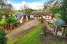 Pink Period Cottage in vendita nell'Hampshire per £ 2,5 milioni