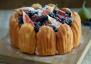 Winterfruit Charlotte cake met madelines