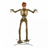 „Home Depot“ parduoda Helovino kostiumus dėl savo garsaus 12 pėdų skeleto