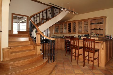 संपत्ति, कमरा, लकड़ी का फर्श, दृढ़ लकड़ी, सीढ़ियाँ, भवन, तल, फर्नीचर, लकड़ी, आंतरिक डिजाइन, 
