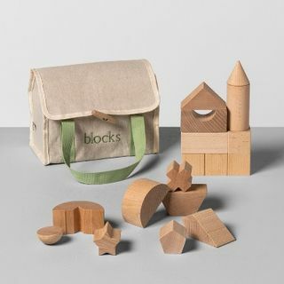 Блокове от дървени играчки 