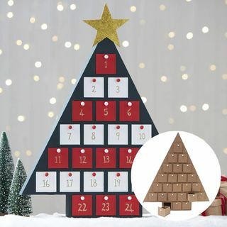 Kalender Kedatangan Pohon Natal Kayu