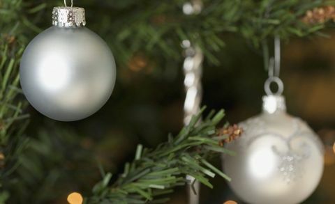 Weihnachtsdekoration, Event, Christbaumkugel, weiß, Weihnachtsschmuck, Holzpflanze, Licht, Urlaub, Weihnachten, Ornament, 