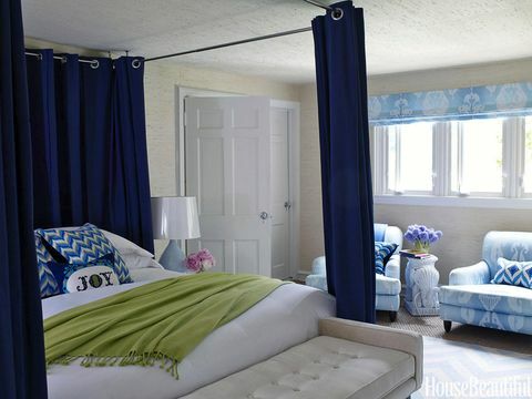 Zils, istaba, interjera dizains, gulta, stāvs, īpašums, gultas veļa, tekstils, mēbeles, siena, 