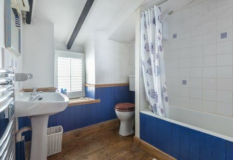 Csempészek-Rest-Port-Isaac-Cornwall-Interior-Fürdőszoba