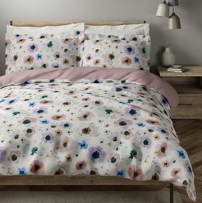 Set biancheria da letto con stampa floreale in raso di puro cotone Mae