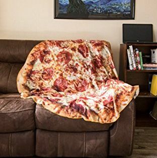 Calhoun Realistic Food Novelty Throw Blanket (Pizza)