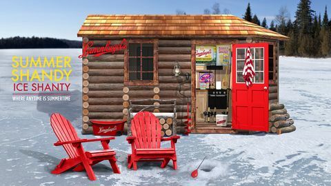 verstreute Hütten zum Eisfischen auf dem zugefrorenen " Red River" in Manitoba Shutterstock-ID 45914266 Bestellung Kundenlizenz