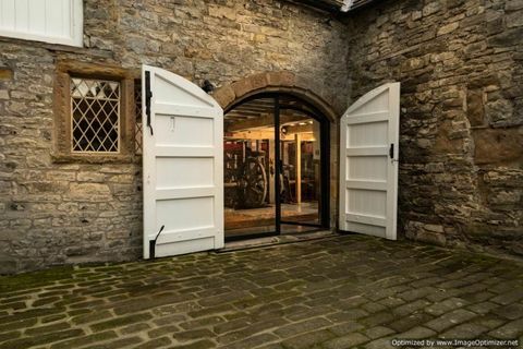 IQ Glass - Ashford Mill - Derbyshire - dvere